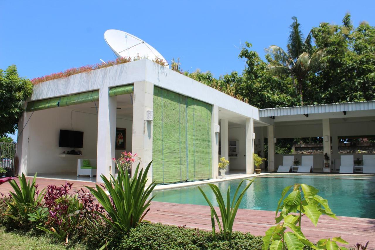 Villa Putih Lovina Exterior foto
