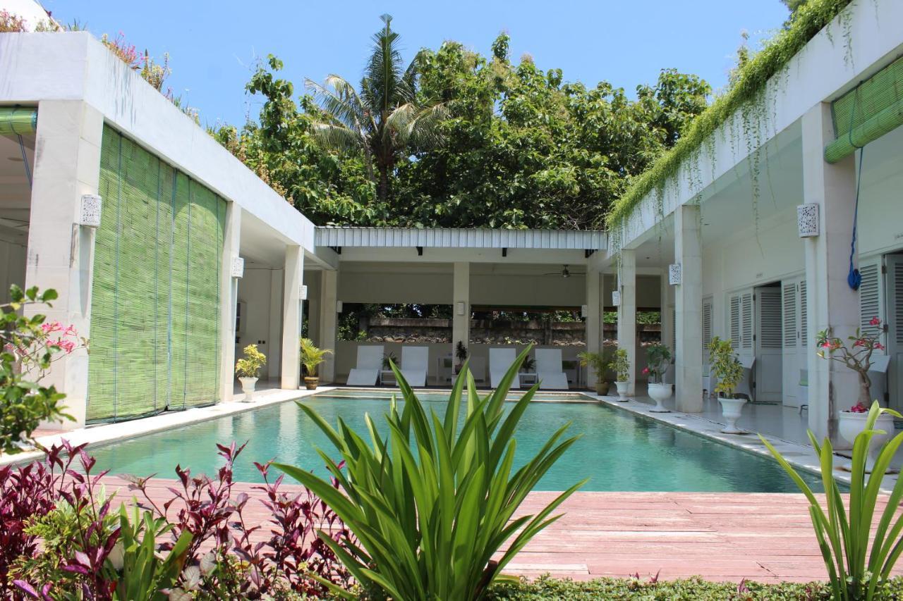 Villa Putih Lovina Exterior foto